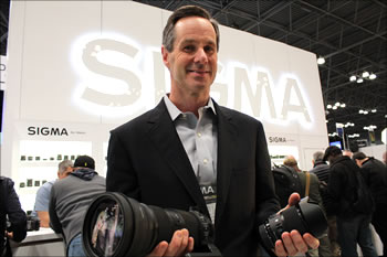 Rick Booth from Sigma shows us their 20mm F1.4 lens and 150-600mm 5-6.3 lens.