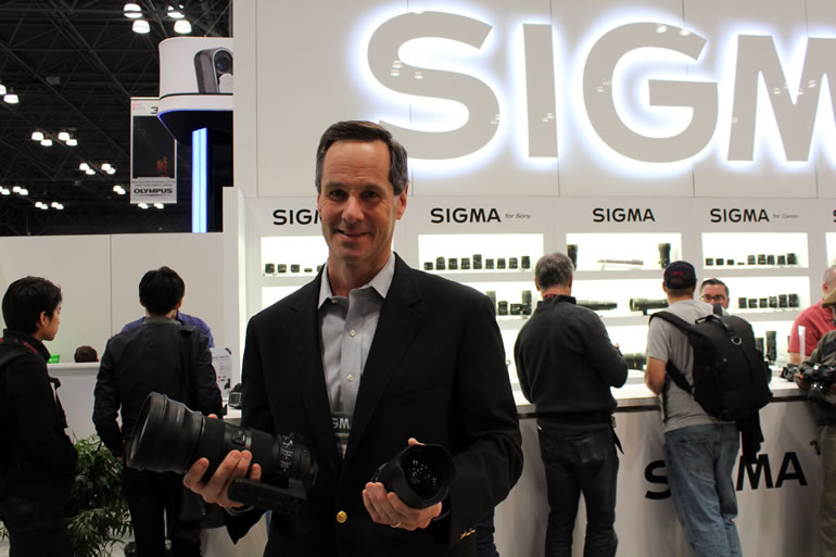 Rick Booth from Sigma shows us their 20mm F1.4 lens and 150-600mm 5-6.3 lens.